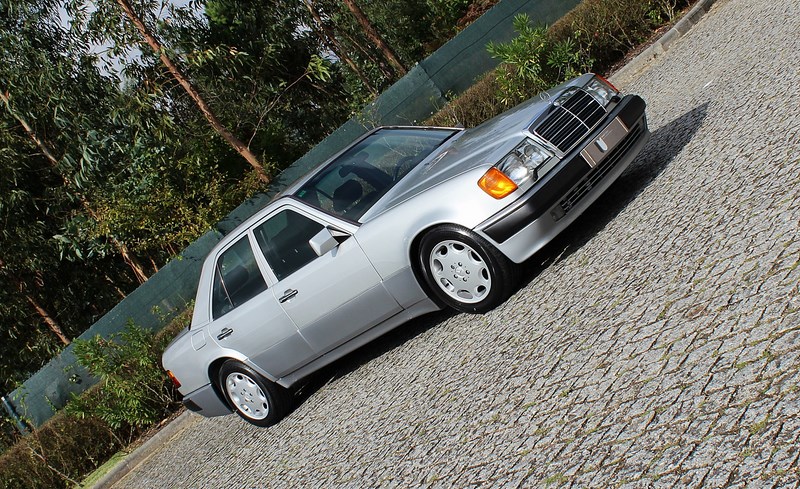 1992 Mercedes Benz W124 500E